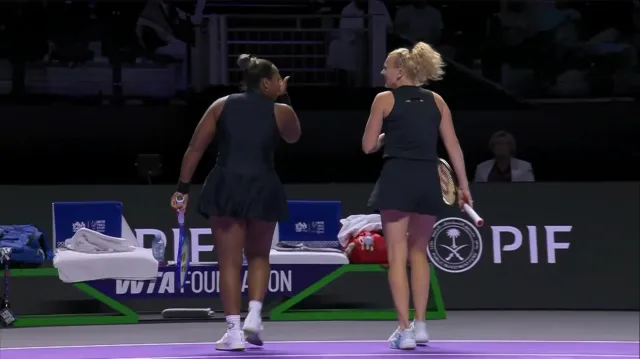 Siniaková už popáté zakončí kalendářní rok jako světová deblová jednička