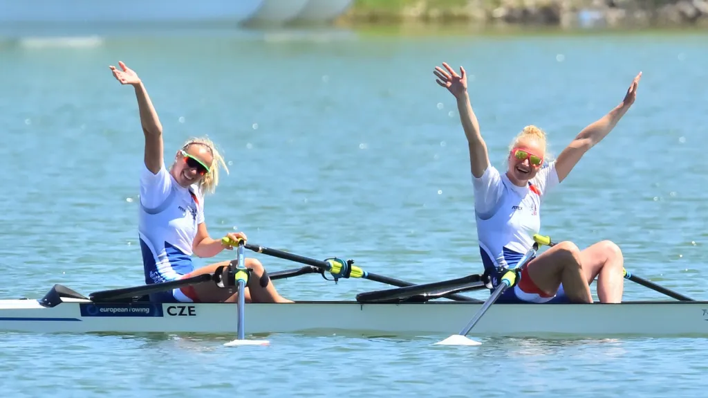 Kristýna Fleissnerová a Lenka Antošová