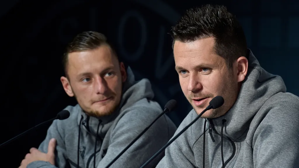 Trenér Liberce David Holoubek (vpravo) a kapitán Slovanu Vladimír Coufal