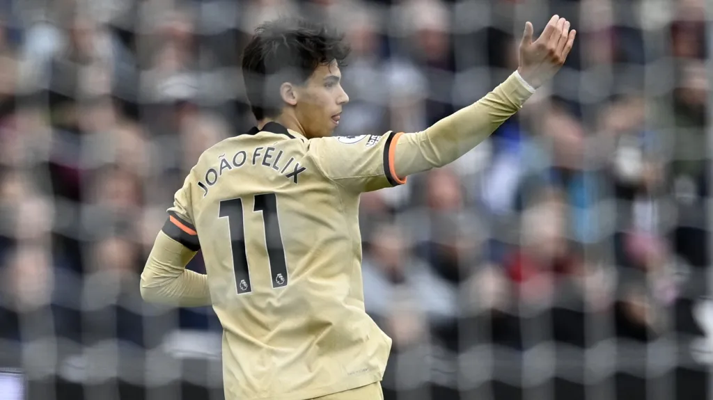 Joäo Félix se raduje z prvního gólu v dresu Chelsea