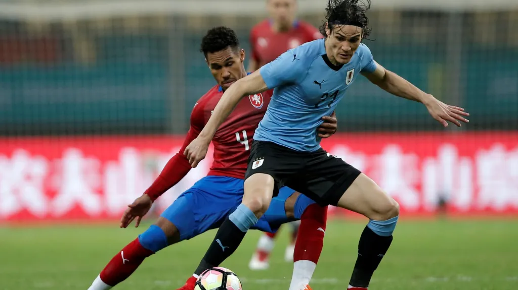 Gebre Selassie a Edinson Cavani