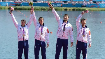 Bronzoví kajakáři