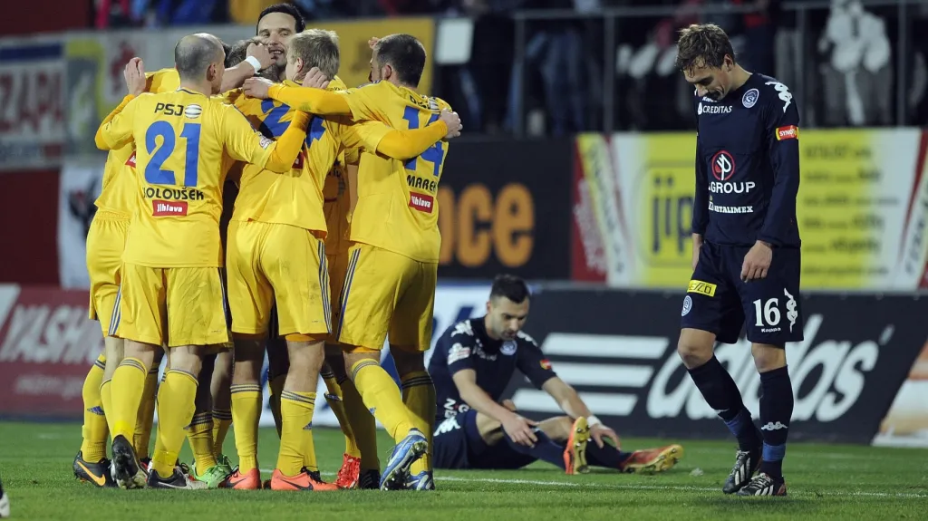 Radost fotbalistů Jihlavy v zápase se Slováckem
