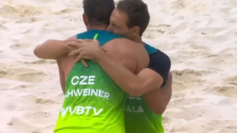 Závěr utkání Perušič, Schweiner – Ahman, Hellvig