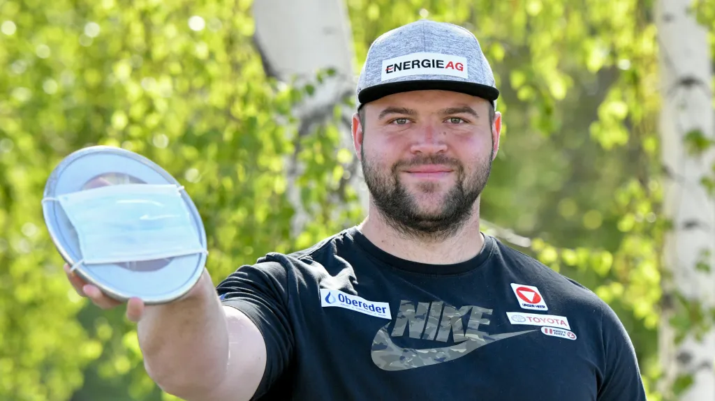 Lukas Weisshaidinger