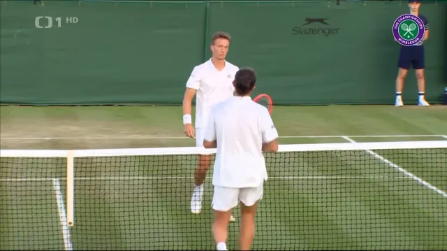 Lehečka nezvládl duel s Belluccim a na Wimbledonu skončil ve 2. kole