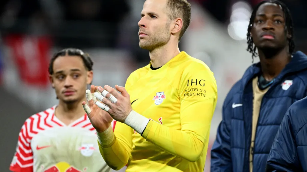 Zklamaní fotbalisté Lipska po porážce s Realem Madrid