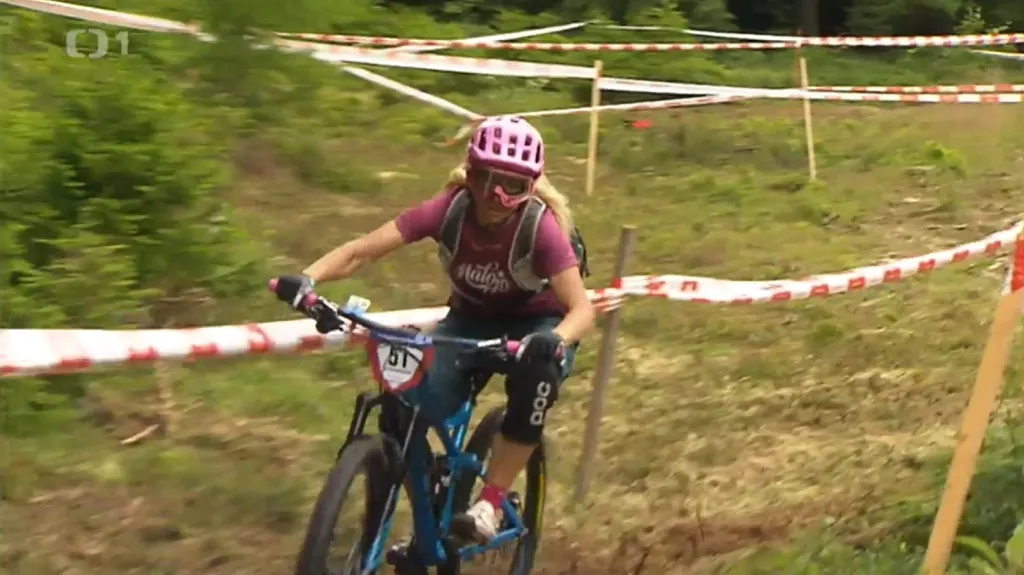 Na Zadově si vyzkoušeli enduro na kolech