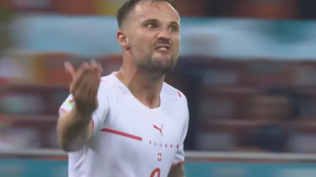 Gól v utkání Francie – Švýcarsko: Seferovič - 3:2 (81. min.)