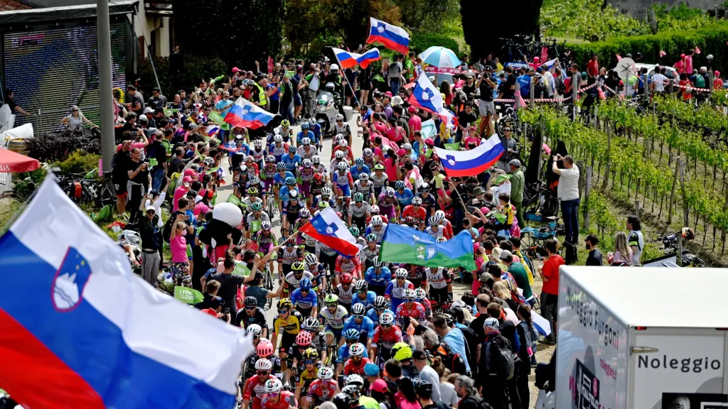 Peloton Gira zavítal do Slovinska