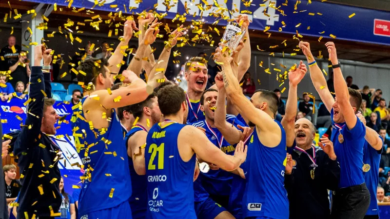 Koncovka a ohlasy finále Českého poháru Opava – Nymburk