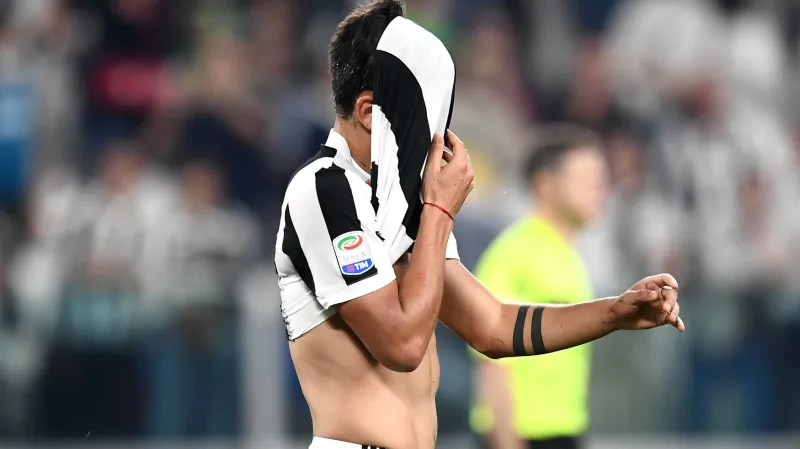 Smutnící Paulo Dybala