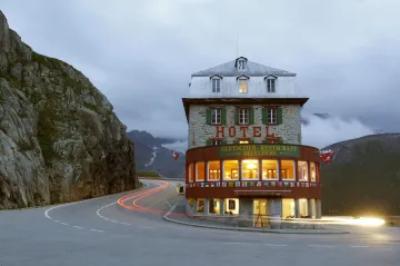 Hotel Belvedere ve stoupání Furka Pass