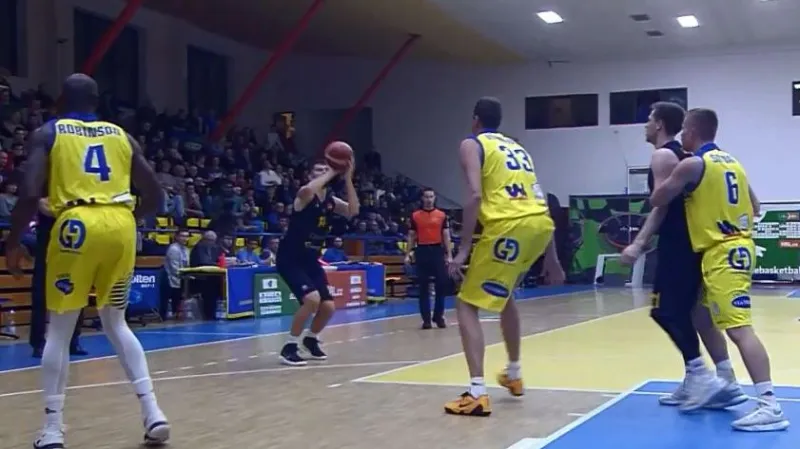 Opava vyhrála na palubovce Ústí nad Labem 80:70