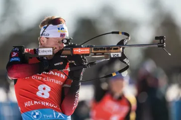 Bakken zazářil a uzmul na Holmenkollenu výhru i glóbus. Krčmář napodobil Davidovou