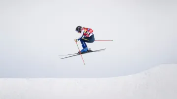 Finále skikrosu žen ve Val Thorens