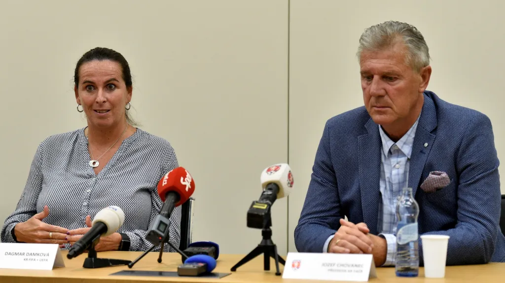 Dagmar Damková a Jozef Chovanec