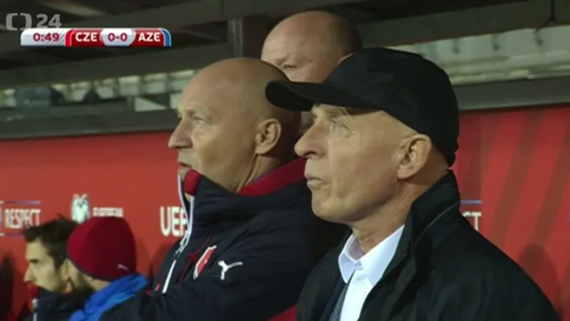 Jarolím dál povede fotbalovou reprezentaci