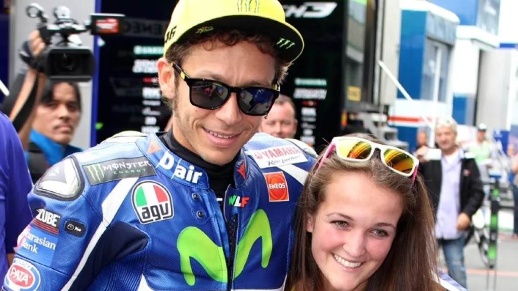 Valentino Rossi s českými fanynkami