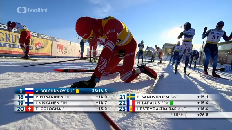 Dramatický dojezd závodu na 15 km ve Falunu