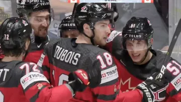 Gól v utkání Kanada – Česko: Dubois – 3:0 (26. min.)