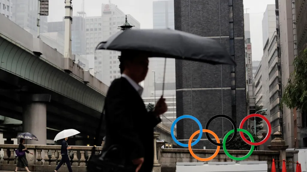 Olympijské kruhy v centru Tokia