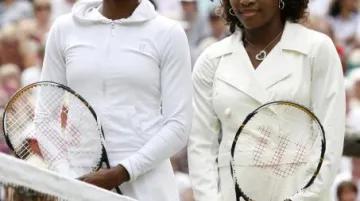 Sestry Williamsovy při finále Wimbledonu