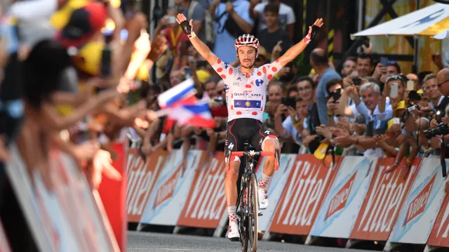 Finiš 16. etapy Tour de France 2018