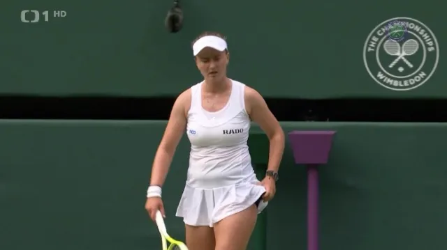 Krejčíková i Menšík postoupili do 3. kola Wimbledonu