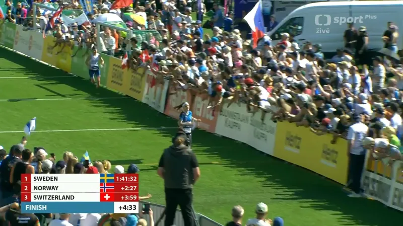 Závěr české ženské štafety na MS v Kuopiu