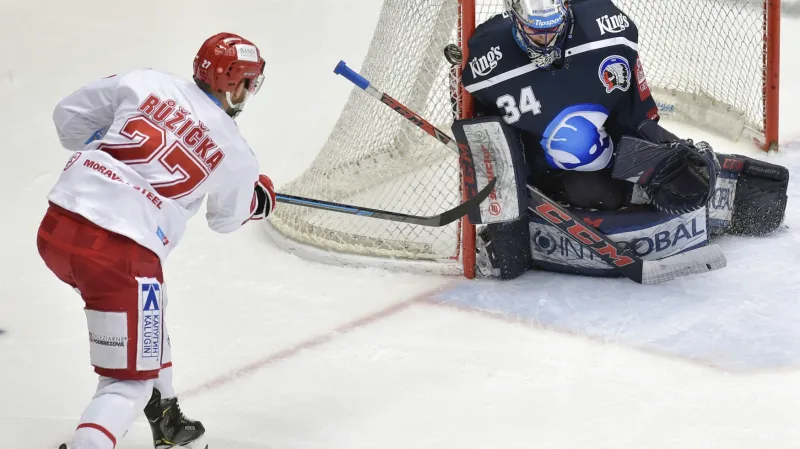 Utkání Třinec - Plzeň