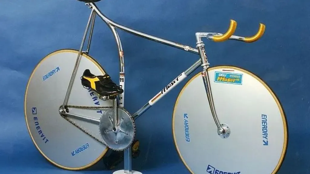 Kolo, na kterém Francesco Moser v lednu 1984 překonal rekord v hodinovce