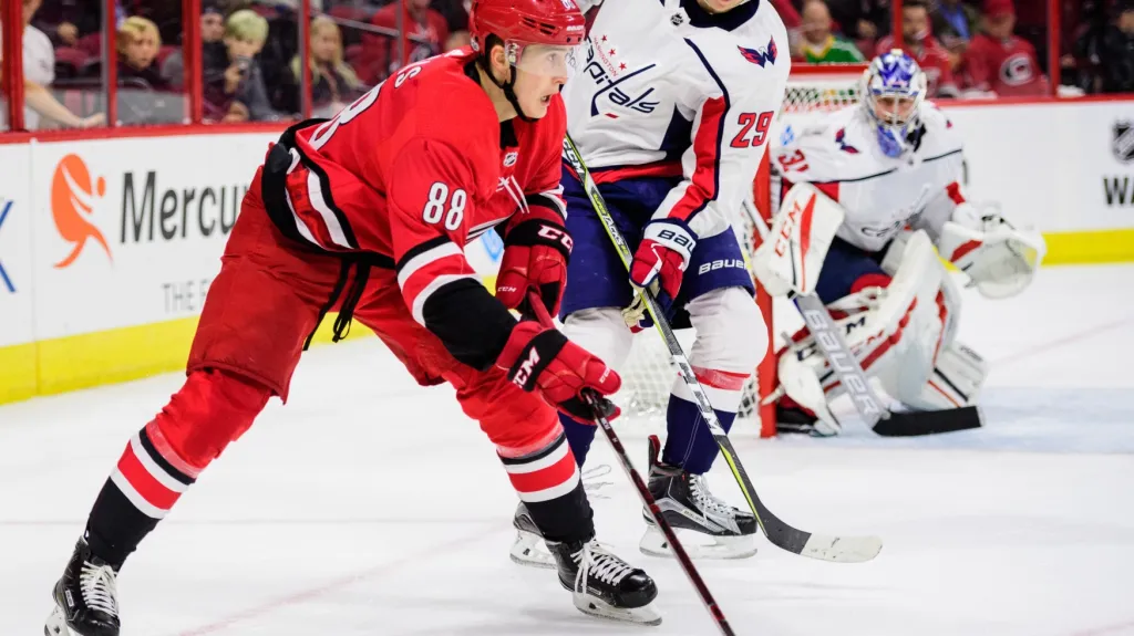 Martin Nečas v dresu Caroliny