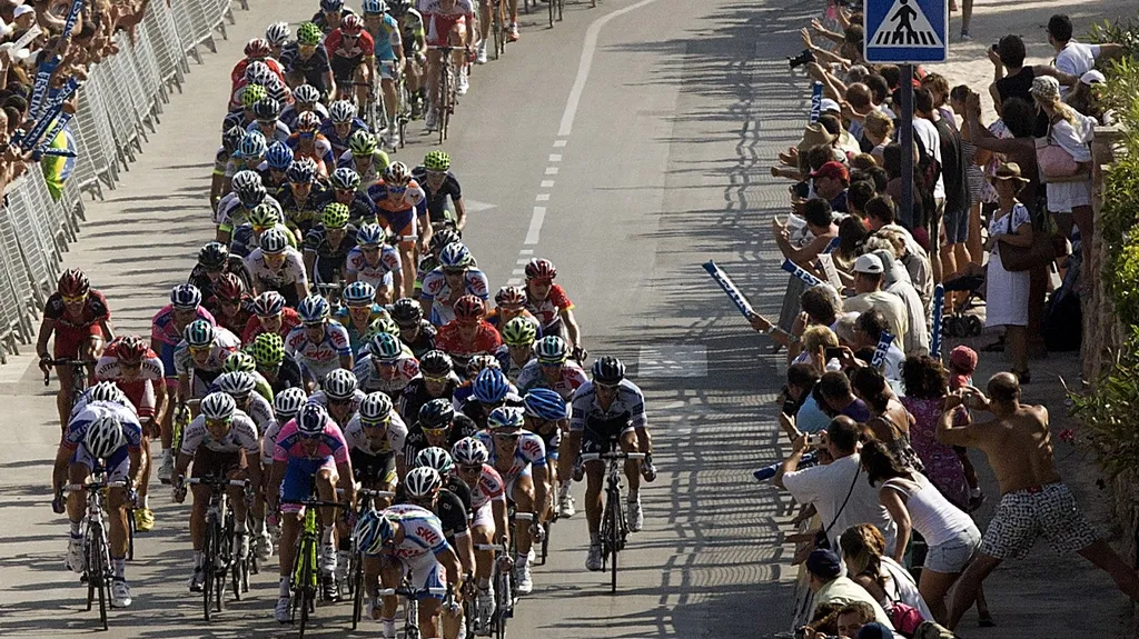 Hromadný dojezd etapy na Vueltě