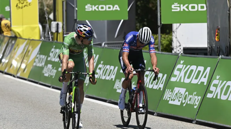 Van Aert poráží na prémii Van der Poela