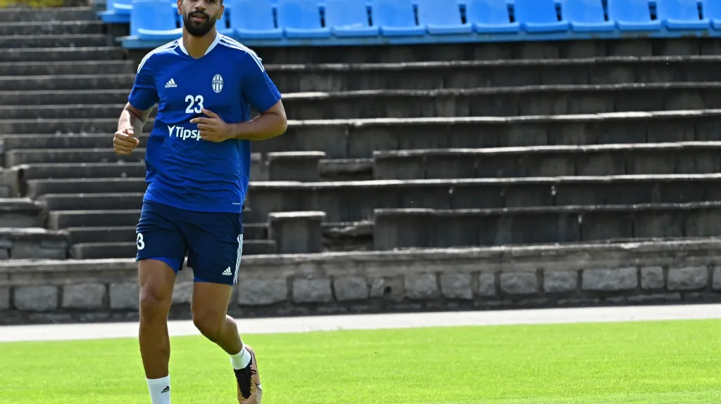 Júsuf Hilál na tréninku Mladé Boleslavi