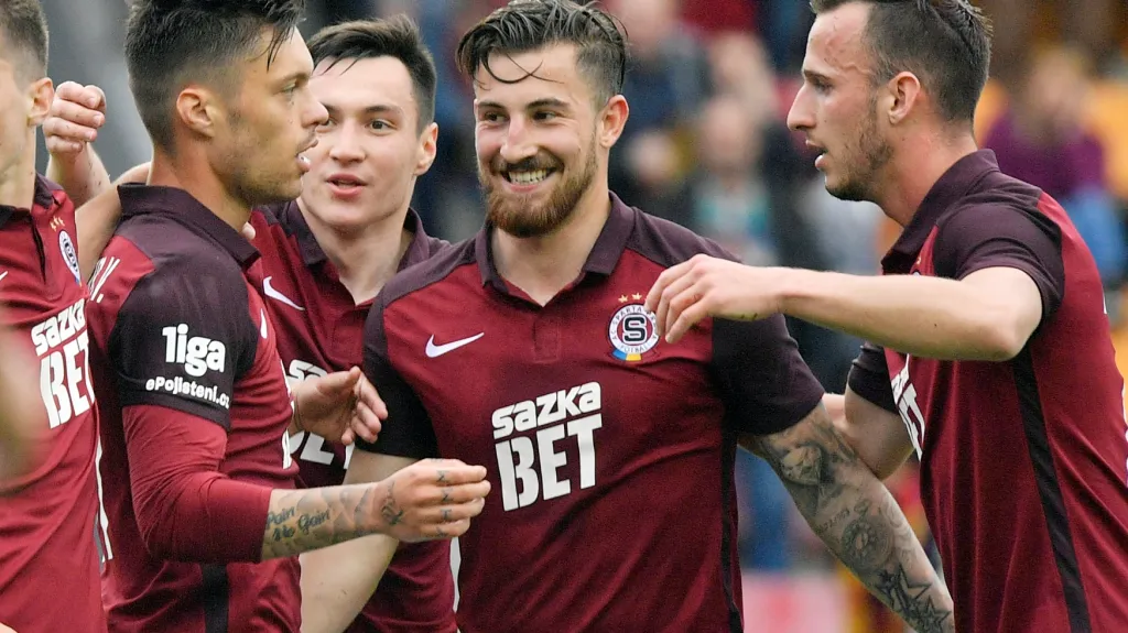 Slavící sparťané