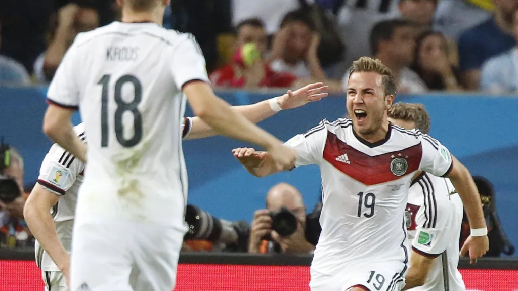 Mario Götze vstřelil rozhodující branku ve finále MS