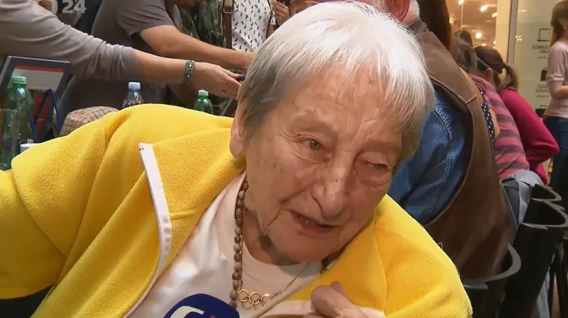 Olympijská vítězka v hodu oštěpem Zátopková oslavila 95. narozeniny