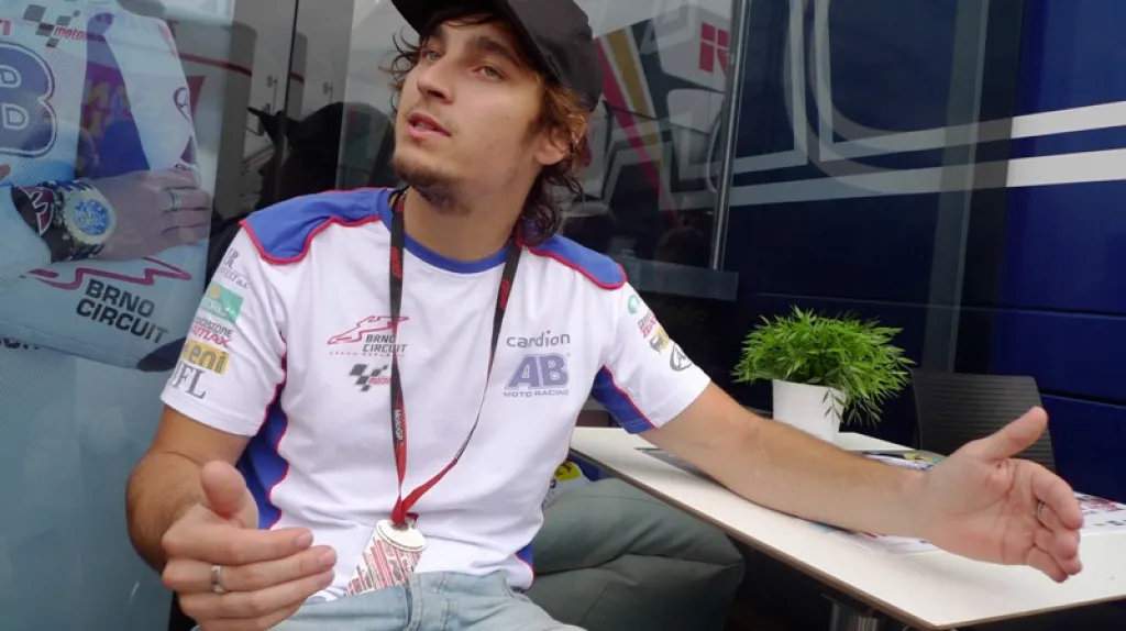 Karel Abraham v zázemí brněnského okruhu