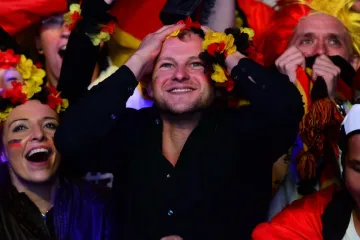 Němečtí fanoušci slaví titul své reprezentace