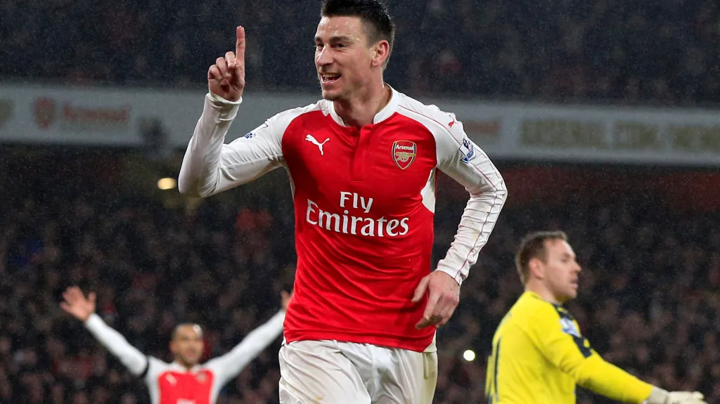 Laurent Koscielny slaví gól Arsenalu