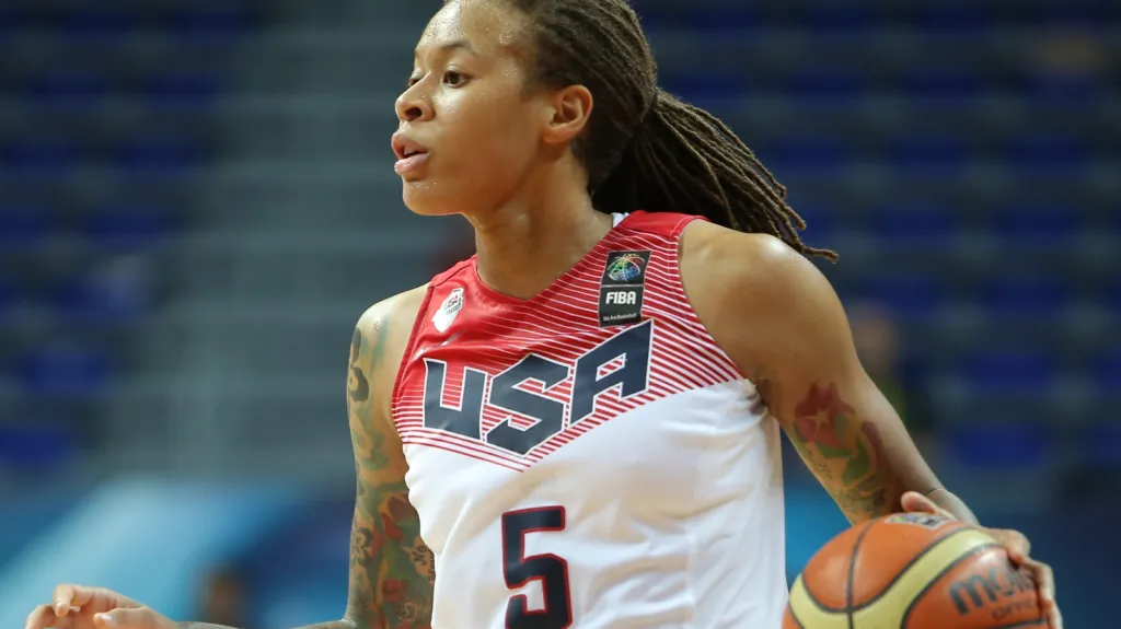 Seimone Augustus