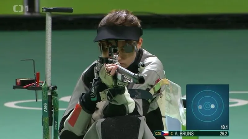 Obhájkyně bronzu Bruns skončila v malorážce sedmá