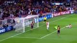 Gól v utkání Barcelona - Ajax: 2:0 - Messi přidal druhý gól (55. min.)