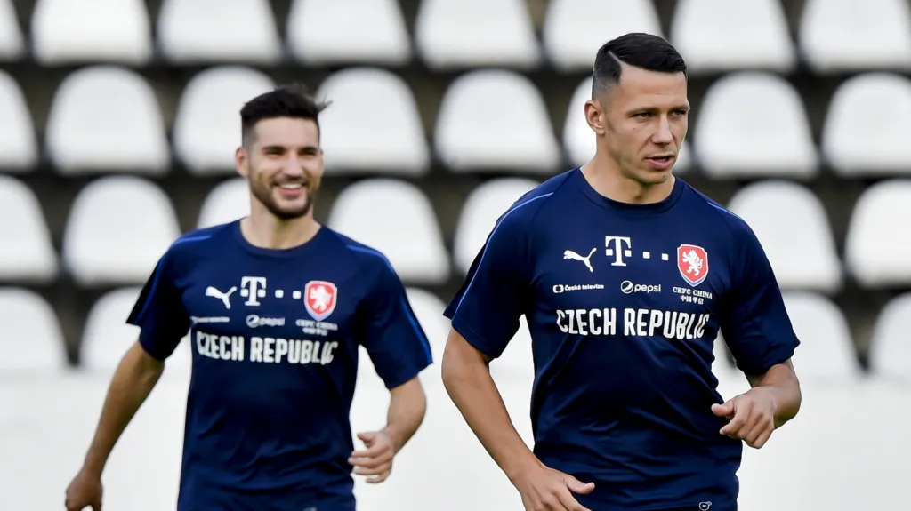 Michal Trávník (vlevo) na tréninku reprezentace