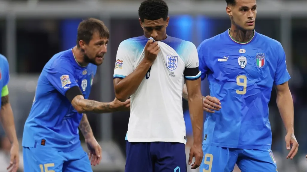 Zklamaný Jude Bellingham v utkání s Itálií