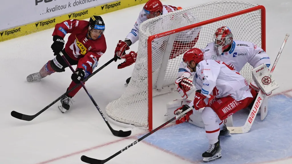 Utkání Třinec – Sparta