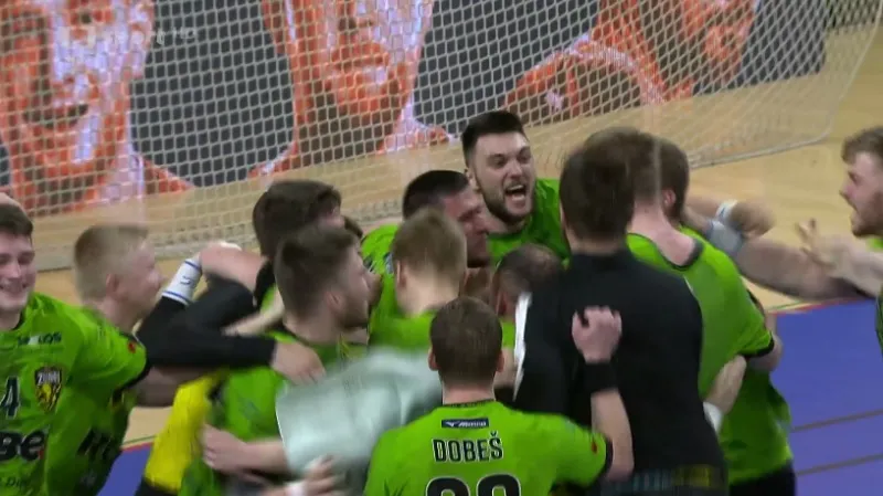 Házenkáři Zubří zvítězili v Plzni a jsou výhru od finále