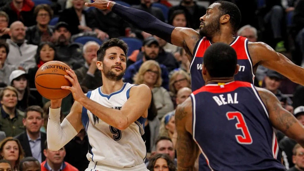 Rozehrávač Ricky Rubio